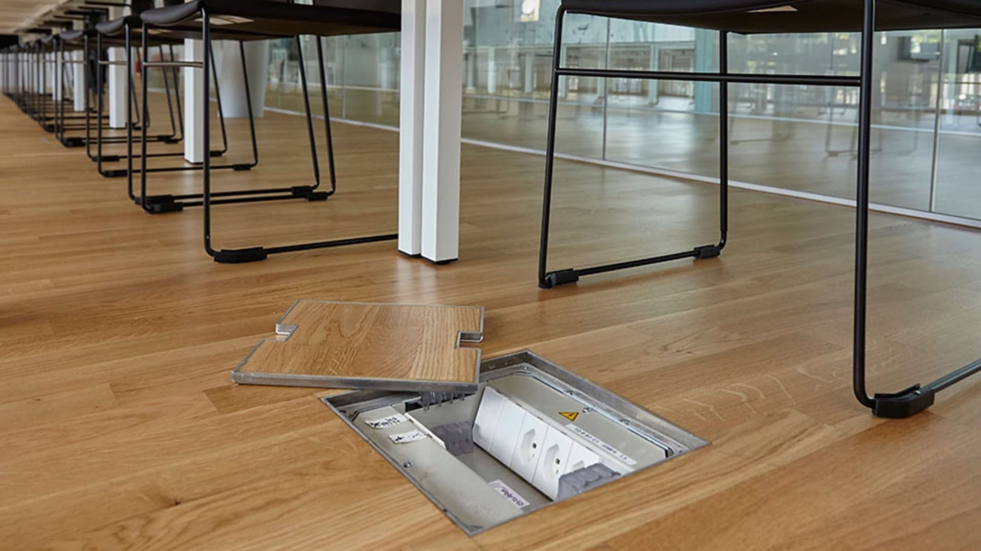 Underfloor trunking systems